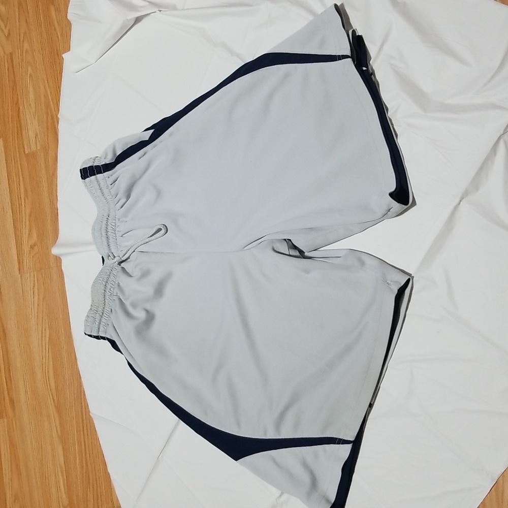 106 Mens reversible athletic shorts. Navy and gray
